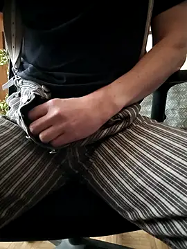 Justforoneday online show from 11/25/25, 12:27