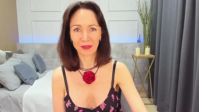 Snapshot of Maria_Gold chatting on 02/15/25, 04:56 Maria Gold online show from 02/15/25, 04:56