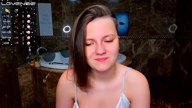 MelindaTin online show from 11/25/25, 12:33