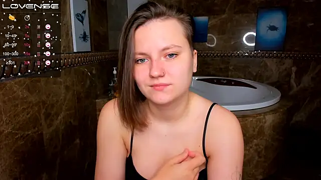 MelindaTin online show from 11/08/25, 12:36