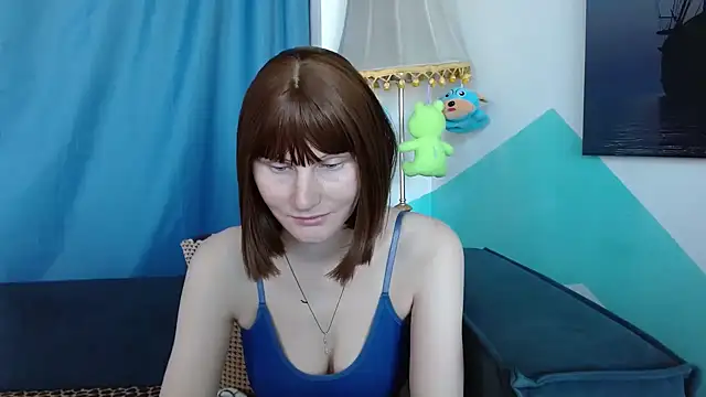 Snapshot of cornflower_mm chatting on 09/15/25, 01:50 cornflower mm online show from 09/15/25, 01:50