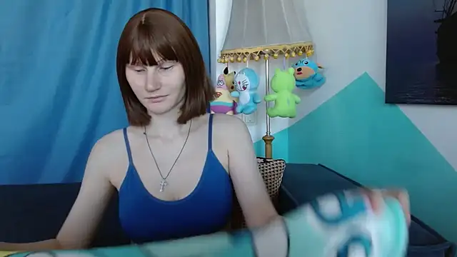 Snapshot of cornflower_mm chatting on 09/18/25, 01:41 cornflower mm online show from 09/18/25, 01:41
