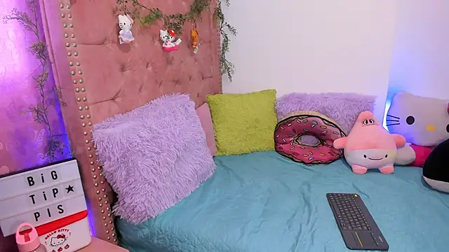 LillyCandy online show from 06/21/26, 06:14