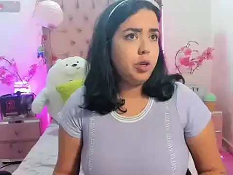 Snapshot of LillyCandy chatting on 03/04/25, 02:49 LillyCandy online show from 03/04/25, 02:49