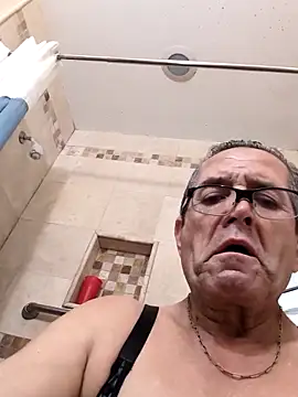 bobby69cock online show from 11/14/25, 08:07