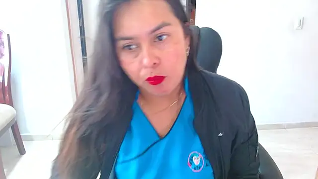 Ixchel Anaid online show from 12/01/25, 06:31