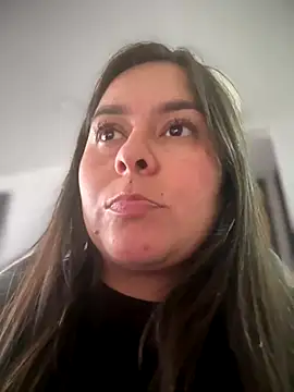 Ixchel Anaid online show from 10/16/25, 04:15