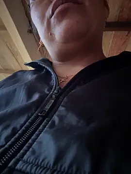 Ixchel Anaid online show from 11/15/25, 11:25