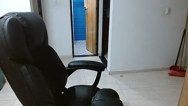 Ixchel Anaid online show from 03/27/26, 12:06