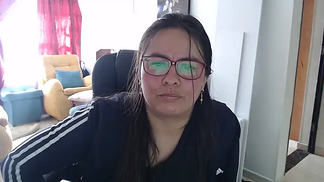 Ixchel Anaid online show from 09/26/25, 01:18