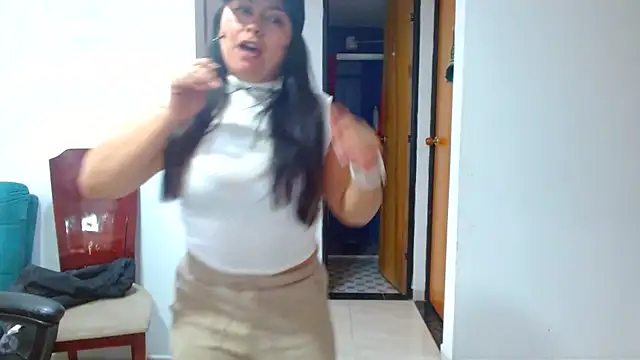 Ixchel Anaid online show from 03/09/26, 08:34