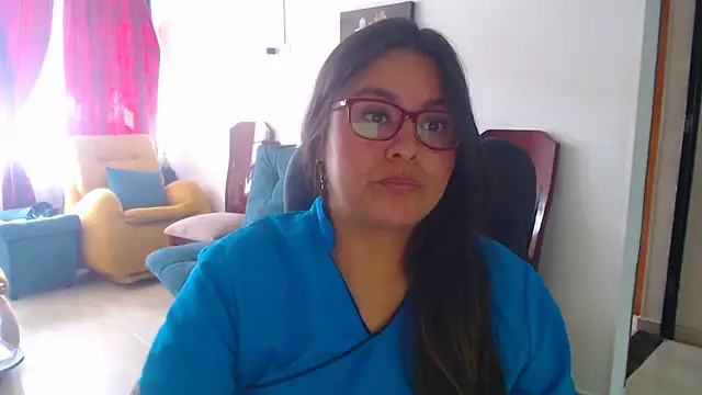 Ixchel Anaid online show from 09/25/25, 02:12