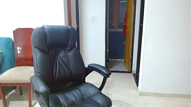 Ixchel Anaid online show from 11/24/25, 01:22