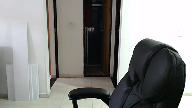 Ixchel Anaid online show from 10/12/25, 12:28