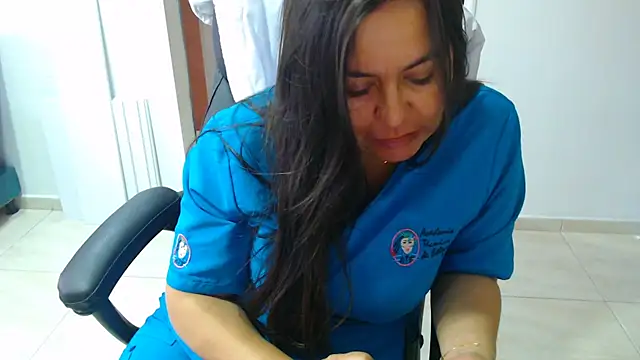 Ixchel Anaid online show from 10/21/25, 05:56