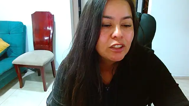 Ixchel Anaid online show from 02/13/26, 01:55