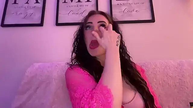 EmilyBlue online show from 03/31/26, 09:06