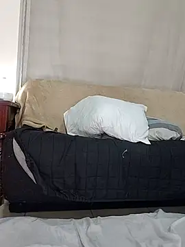 estrella tasty online show from 10/25/25, 03:49