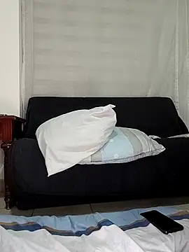 Snapshot of estrella_tasty chatting on 02/20/26, 03:14 estrella tasty online show from 02/20/26, 03:14