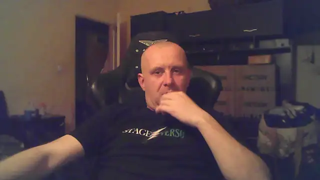 MrWhitePL online show from 04/13/26, 06:01