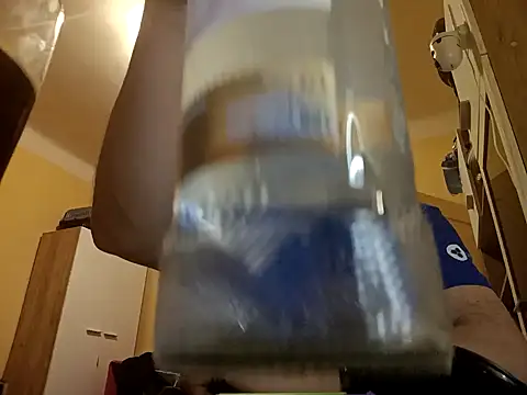 Snapshot of MrWhitePL chatting on 01/10/25, 05:24 MrWhitePL online show from 01/10/25, 05:24