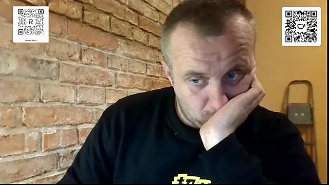 Snapshot of MrWhitePL chatting on 11/04/25, 05:17 MrWhitePL online show from 11/04/25, 05:17