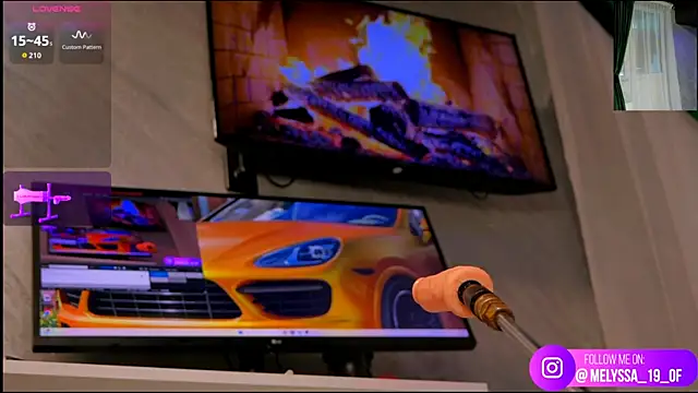 im-your-lovee online show from 12/16/25, 06:28