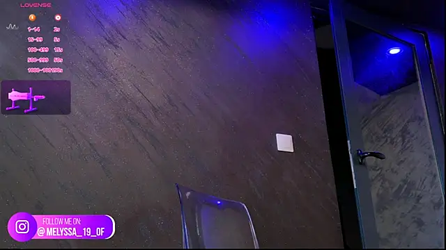 im-your-lovee online show from 10/20/25, 06:04