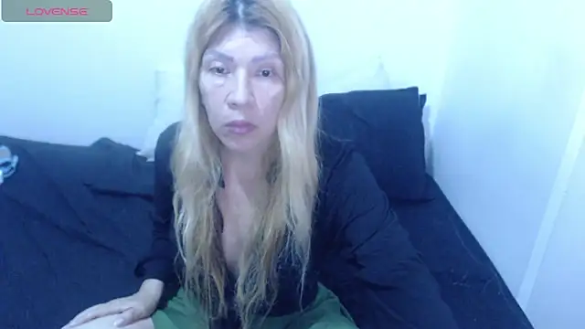 Dulce-Bella online show from 02/08/26, 03:54