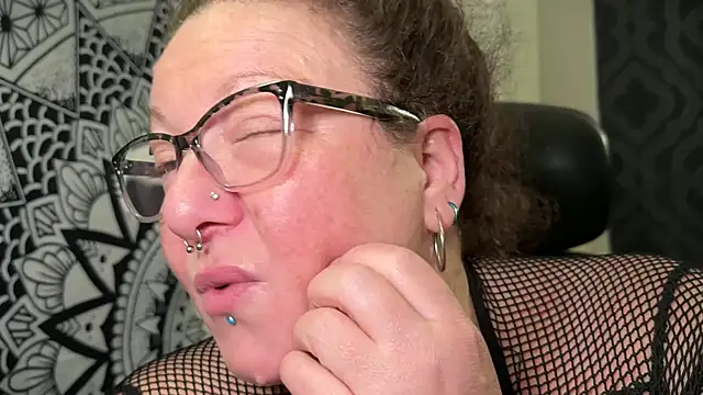 Miss Phat Booty online show from 09/27/25, 01:34