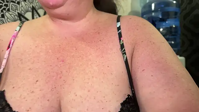 Miss Phat Booty online show from 11/29/25, 03:39