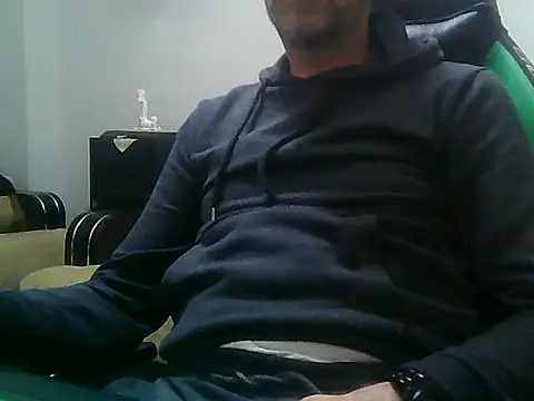 Snapshot of boran34 chatting on 04/13/26, 04:55 boran34 online show from 04/13/26, 04:55