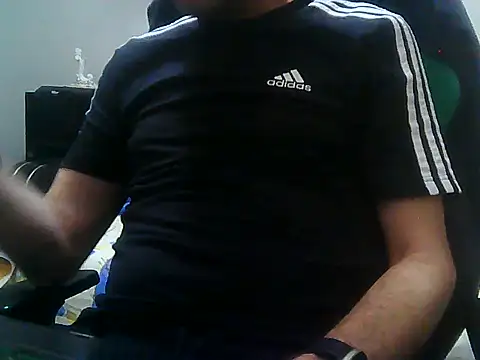 Snapshot of boran34 chatting on 05/29/26, 09:32 boran34 online show from 05/29/26, 09:32