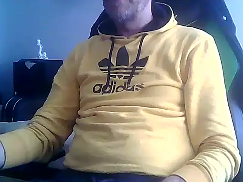 Snapshot of boran34 chatting on 04/04/26, 11:06 boran34 online show from 04/04/26, 11:06