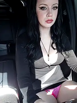 EVILYN online show from 03/26/26, 05:55