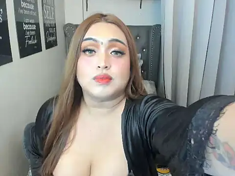 YourGirlfriendMegann online show from 09/15/25, 02:28