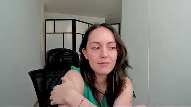 molly marmalade  online show from 12/03/25, 04:17