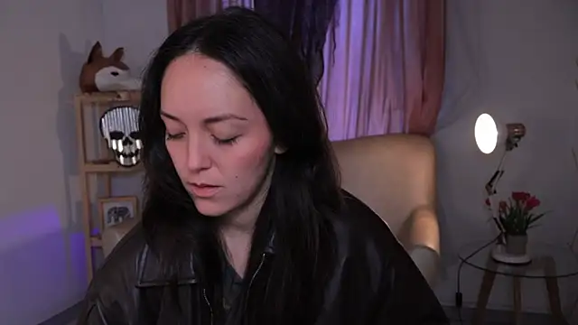 molly marmalade  online show from 10/14/25, 02:07