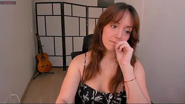Snapshot of molly_marmalade_ chatting on 06/24/26, 04:38 molly marmalade online show from 06/24/26, 04:38