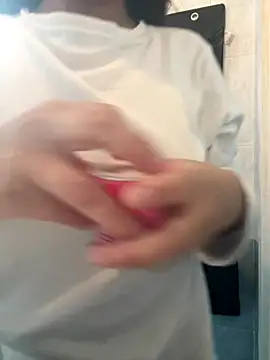 Aestheticsgirl online show from 11/27/25, 10:21