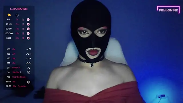 Bigfemblue online show from 10/05/25, 01:07