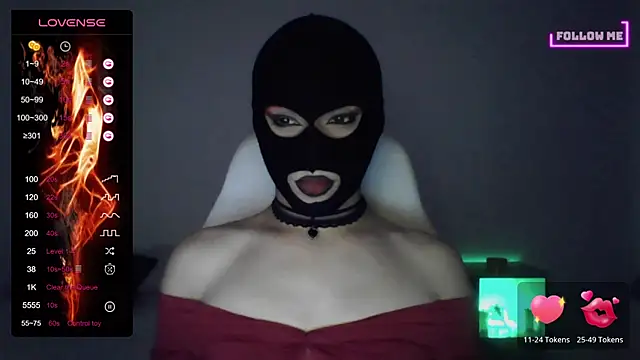 Bigfemblue online show from 10/23/25, 12:53