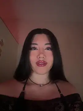 Amanita Bloom online show from 02/06/26, 05:47