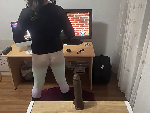 pinkgirls18 online show from 03/11/25, 11:44