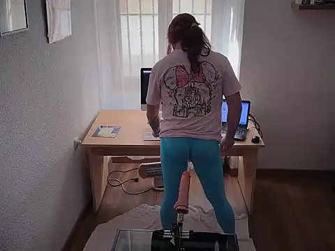 pinkgirls18 online show from 02/12/26, 11:43