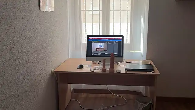 pinkgirls18 online show from 02/09/26, 11:08