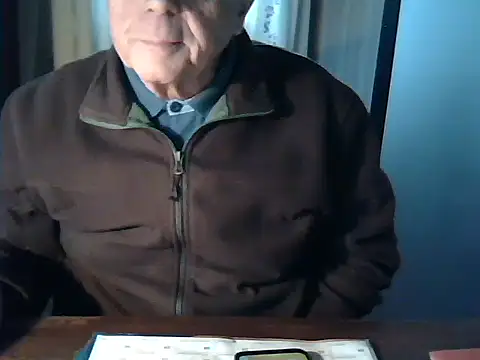 Snapshot of johnjohn622662 chatting on 11/10/25, 02:55 johnjohn622662 online show from 11/10/25, 02:55