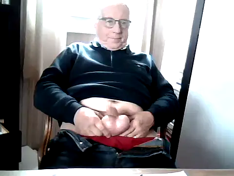 johnjohn622662 online show from 04/18/26, 03:25