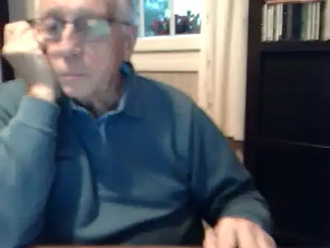 Snapshot of johnjohn622662 chatting on 11/07/25, 04:22 johnjohn622662 online show from 11/07/25, 04:22