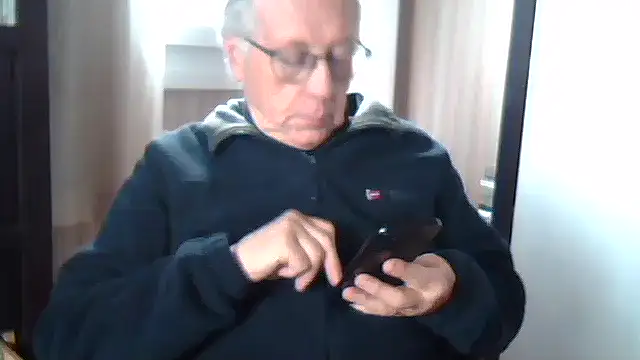 johnjohn622662 online show from 02/09/26, 01:53